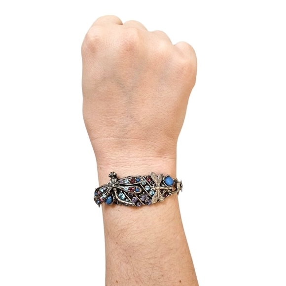 La Contessa by Mary DeMarco Dragonfly & Flower Rhinestone Vintage Bracelet - Picture 5 of 12